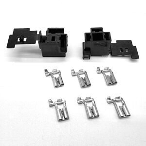 HEADLIGHT GLOBE SOCKETS PLUG KIT (H4)